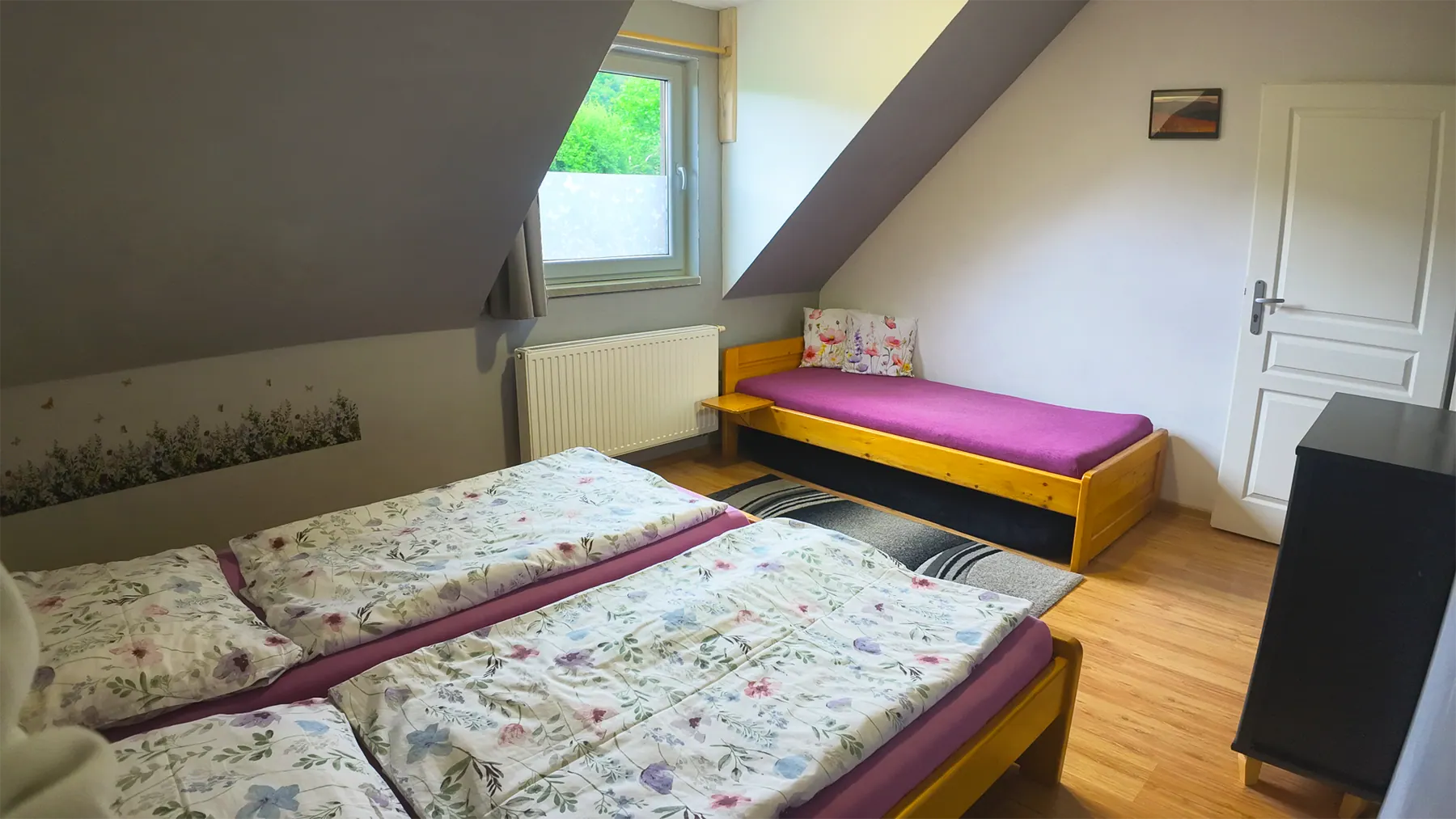 Ložnice s úložným prostorem